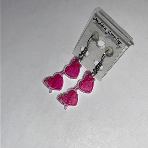 Jewelry - Pink Heart Dangle Earrings